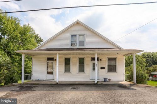 512 E Market St, WILLIAMSTOWN, PA, 17098-1542 | Card Image