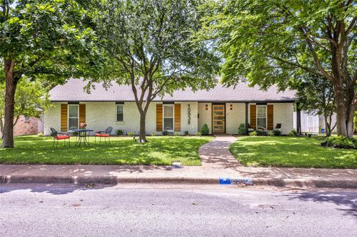10938 Yorkspring Dr, Dallas, TX, 75218-1238 | Card Image
