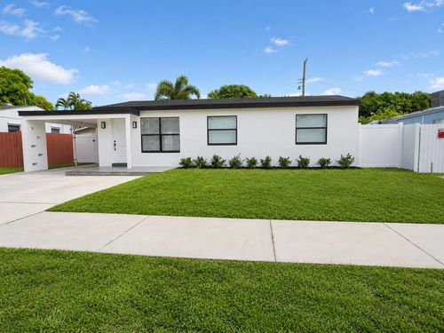 2013 Longwood Rd, West Palm Beach, FL, 33409-6319 | Card Image