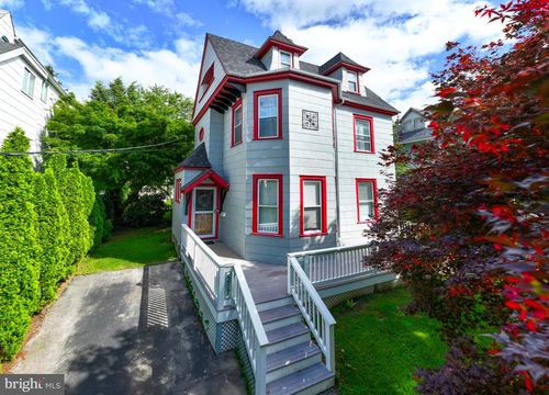 207 E Ridley Ave, RIDLEY PARK, PA, 19078-3427 | Card Image