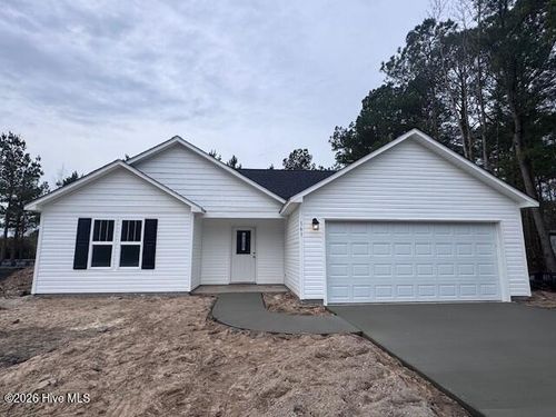 161 King Rd, Jacksonville, NC, 28540-8411 | Card Image