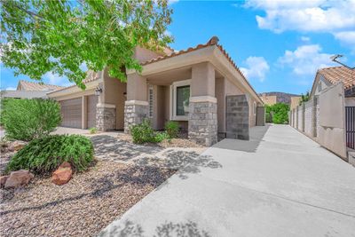 692 Covina Drive, House other with 3 bedrooms, 2 bathrooms and null parking in Henderson NV | Image 3