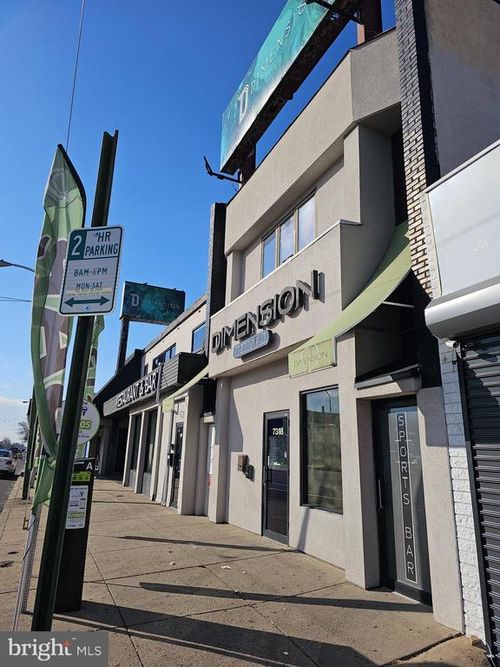 7318 Castor Ave, PHILADELPHIA, PA, 19152-4205 | Card Image