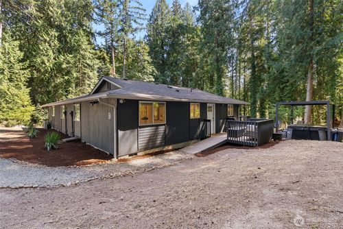 a-and-b-8306 94th St Nw, Gig Harbor, WA, 98332-6721 | Card Image
