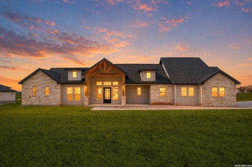 125 Dragonfly Dr, La Vernia, TX, 78121-1502 | Card Image