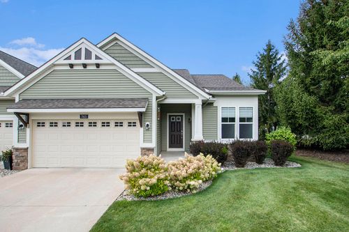 60-7615 Sofia Dr Sw, Byron Center, MI, 49315-7802 | Card Image