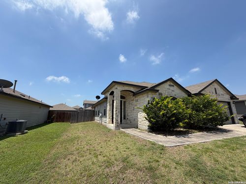 2510 Lonesome Creek Trl, New Braunfels, TX, 78130 | Card Image