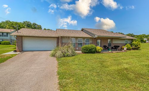 625 Ross Drive, Dandridge, TN, 37725 | Card Image