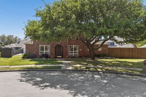 8410 Lexington Ct, Rowlett, TX, 75089-3859 | Card Image