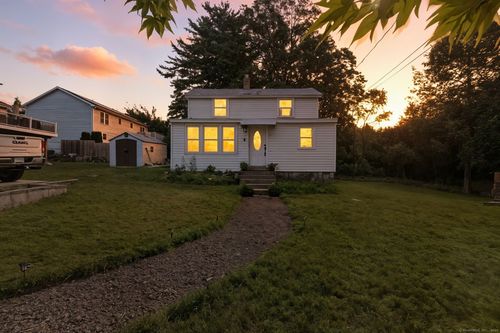 110 Midland Rd, Waterbury, CT, 06705-3414 | Card Image