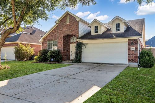 3326 Pebble Beach Ln, Pearland, TX, 77584-7929 | Card Image