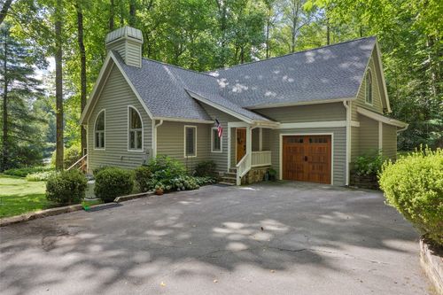 170 Mossy Oak Rd, Franklin, NC, 28734-8574 | Card Image
