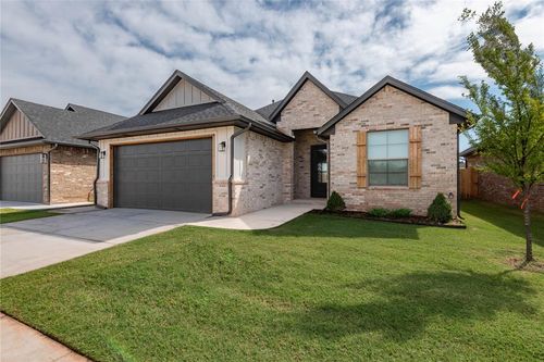 1224 Colonial Ave, Tuttle, OK, 73089-9290 | Card Image