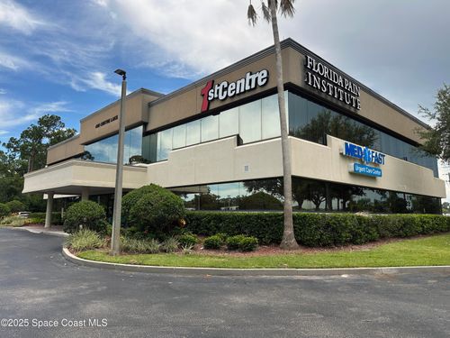 490 Centre Lake Dr Ne, Palm Bay, FL, 32907-1113 | Card Image