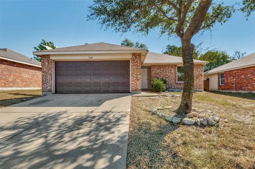 7654 Concordia Ln, Dallas, TX, 75241-4526 | Card Image