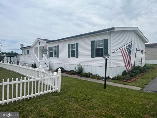 52 Crown Ct, MARTINSBURG, WV, 25401-5167 | Card Image