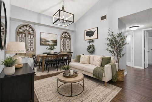 302-3001 N Oakland Forest Dr, Oakland Park, FL, 33309-7626 | Card Image