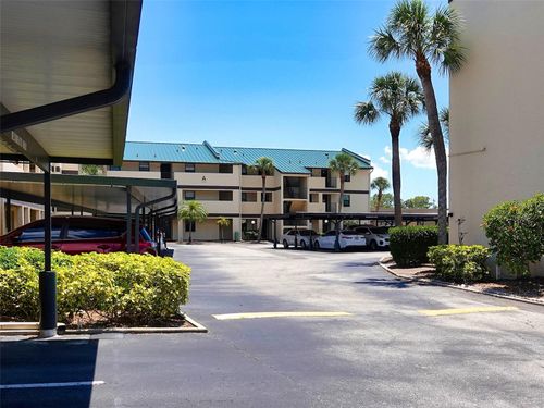 203-2395 Harbor Blvd, PORT CHARLOTTE, FL, 33952-5031 | Card Image