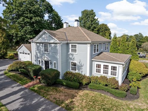 73 Pond St, Cohasset, MA, 02025-1917 | Card Image