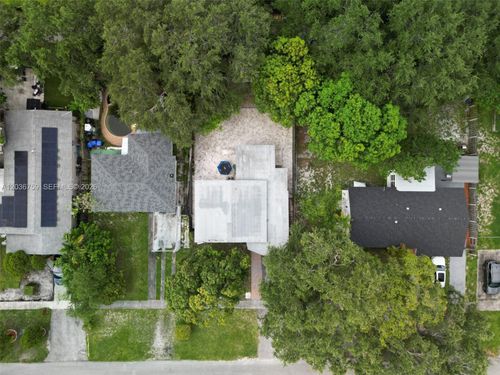 1260 Ne 153rd St, North Miami Beach, FL, 33162-5853 | Card Image