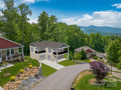 23 Village Overlook Loop, Swannanoa, NC, 28778-3747 | Card Image