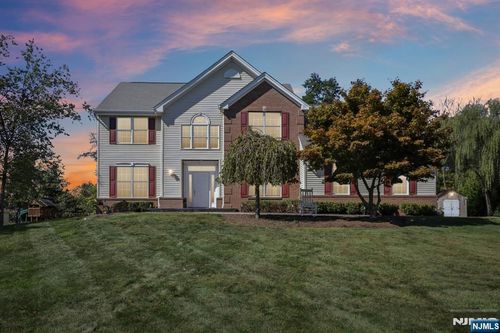 118 Junction Rd, Hampton, NJ, 08827-3034 | Card Image