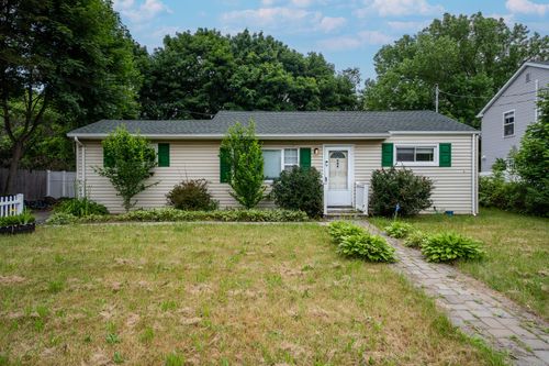 609 Michigan Ave, Bellport, NY, 11713-1616 | Card Image