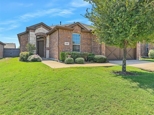 1520 Summit View Ln, Aubrey, TX, 76227-2940 | Card Image