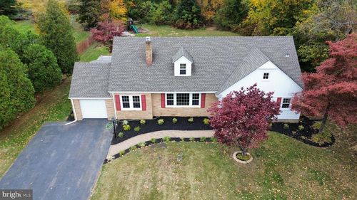 296 Extonville Rd, Allentown, NJ, 08501-1501 | Card Image