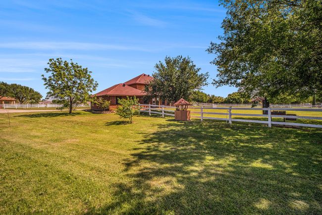10101 Round Hill Rd, House other with 4 bedrooms, 4 bathrooms and null parking in Fort Worth TX | Image 26