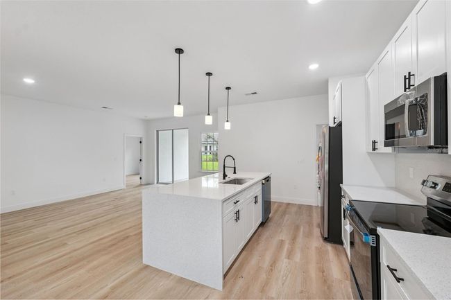 2240 Sw 168 Th Loop, House other with 4 bedrooms, 2 bathrooms and null parking in Ocala FL | Image 24