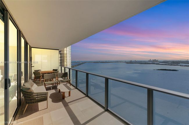 UNIT-4701 - 650 Ne 32 Nd St, Condo with 4 bedrooms, 5 bathrooms and null parking in Miami FL | Image 34