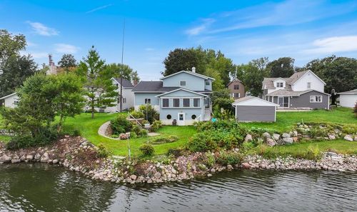 220 Front St, Cottonwood, MN, 56229-2152 | Card Image