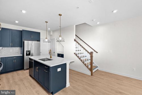 19763 Sepia Sq, Ashburn, VA, 20147-4672 | Card Image