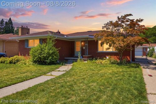 27619 Jean Rd, Warren, MI, 48093-7508 | Card Image