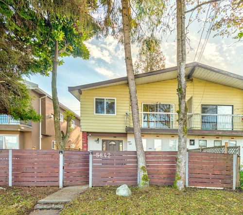 5842 Woodsworth St, Burnaby, BC, V5G1S7 | Card Image