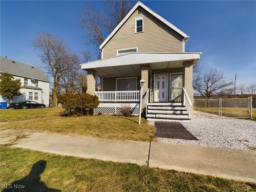 469 Arbor Rd, Cleveland, OH, 44108-1758 | Card Image