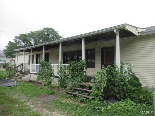 719 S Grace St, Marissa, IL, 62257-1923 | Card Image