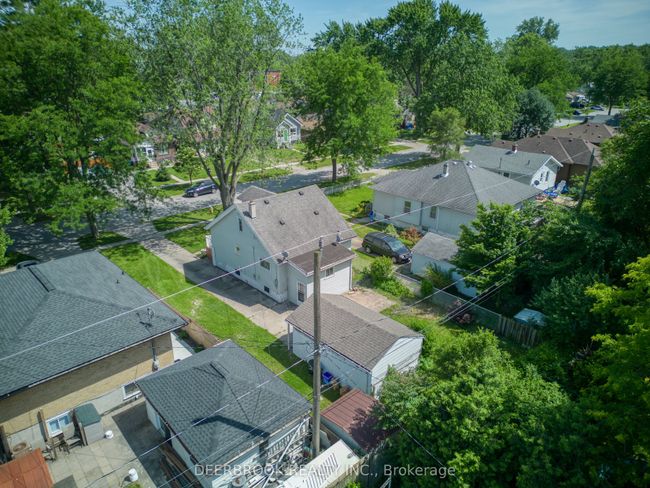 3742 Montcalm St, House other with 3 bedrooms, 1 bathrooms and 4 parking in Windsor ON | Image 19
