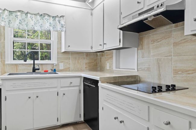 1043 S Main St, House other with 4 bedrooms, 3 bathrooms and 4 parking in Aynor SC | Image 11