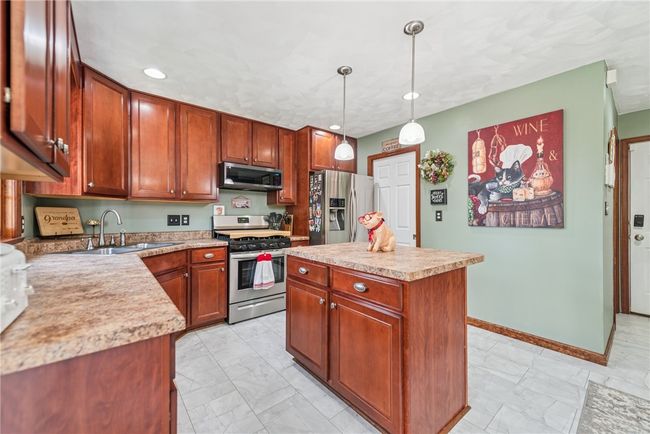 820 Christina Ct, House other with 4 bedrooms, 3 bathrooms and 2 parking in Greensburg PA | Image 8