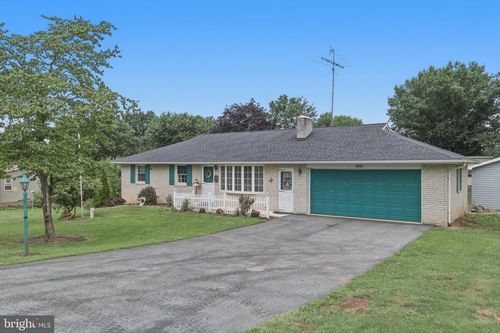 5893 Ambau Rd, SPRING GROVE, PA, 17362-8066 | Card Image