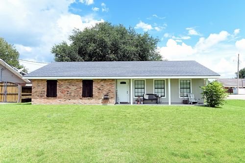 121 Honeysuckle Dr, Schriever, LA, 70395-4115 | Card Image