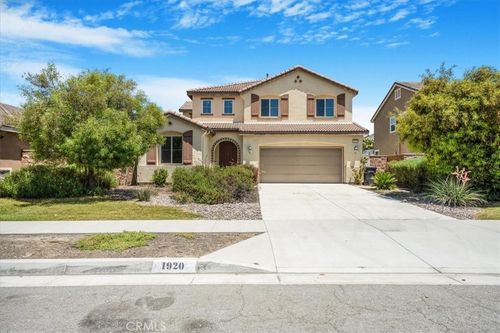 1920 Clementine St, Redlands, CA, 92374 | Card Image