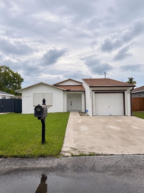 20924 Grouper Dr, Cutler Bay, FL, 33189-3220 | Card Image