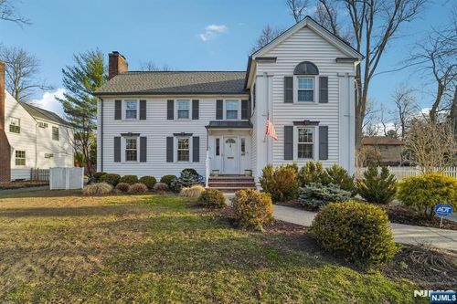 27 Fairview Ave, West Orange, NJ, 07052-3139 | Card Image