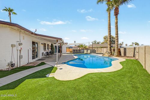1008 N Westfall Cir, Casa Grande, AZ, 85122-3650 | Card Image