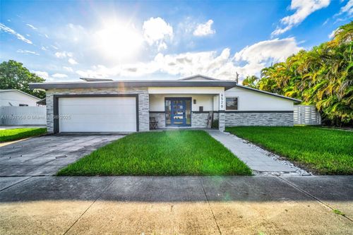 6520 Sw 109th Ct, Miami, FL, 33173-2067 | Card Image