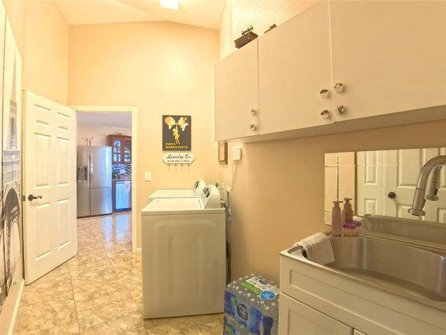 Laundry Room | Image 32