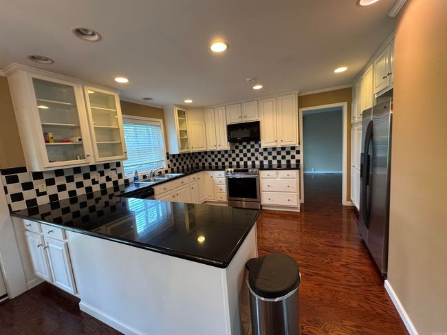 2025 Fairway St, House other with 4 bedrooms, 3 bathrooms and null parking in Stuttgart AR | Image 8